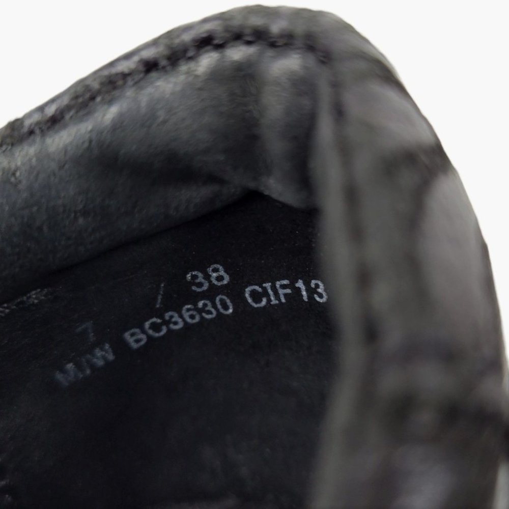 b.o.c. Born Concept Black Peggy Clogs Tooled Leather Slip On Shoes Women Size 7 - Picture 10 of 12